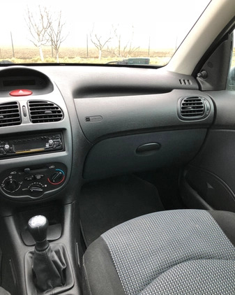 Peugeot 206 cena 7900 przebieg: 60800, rok produkcji 2003 z Piła małe 254